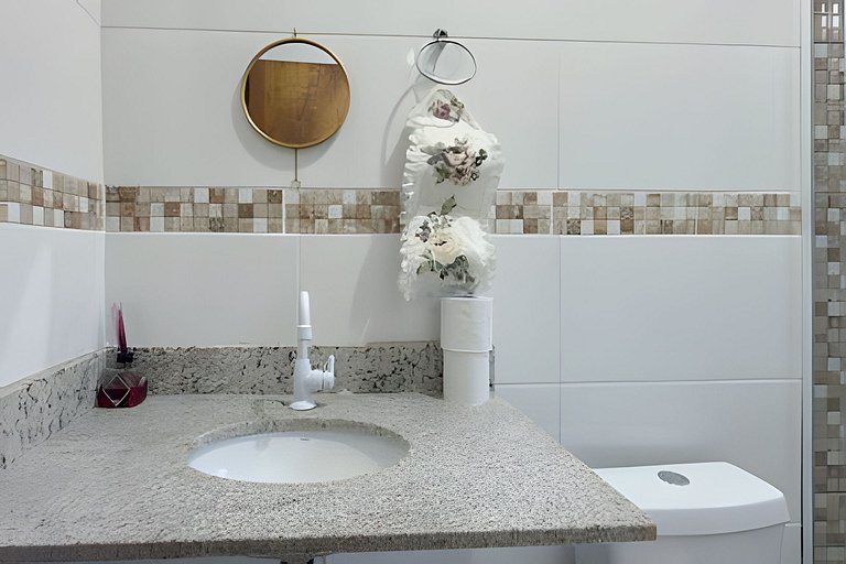 Casa Amarela Itaúna(WSL 4 min / SLS 1min)