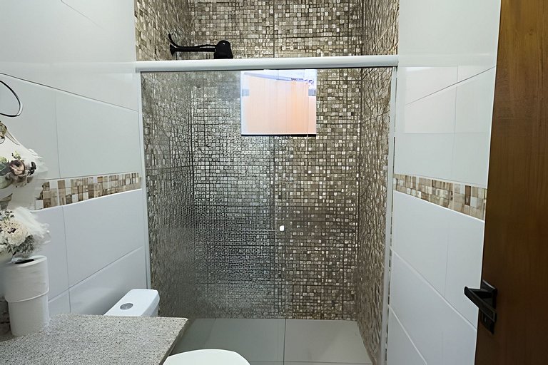 Casa Amarela Itaúna(WSL 4 min / SLS 1min)